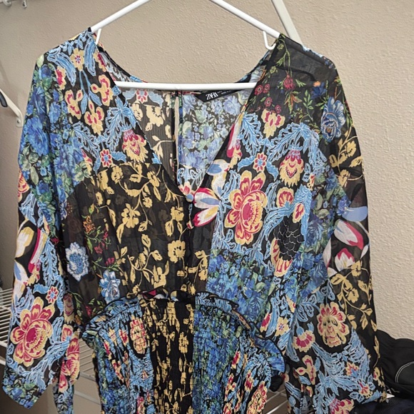 Zara Multicolor Floral Patterned romper large - Picture 2 of 6